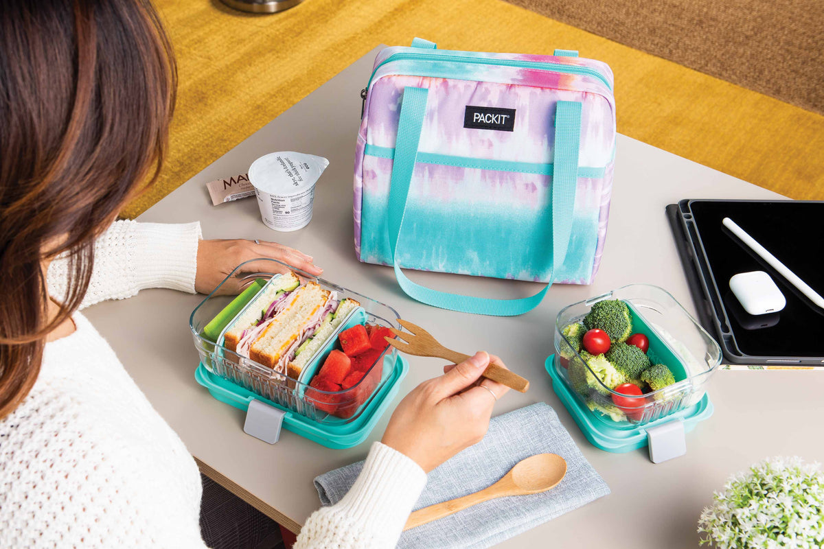 freezable-hampton-lunch-bag-v6 2022_Lifestyle_Hampton-Lunch-Bag_Tie-Dye-Sorbet_02_Lores_718dd725-efea-42d0-9ebf-1660f0dafb34.jpg