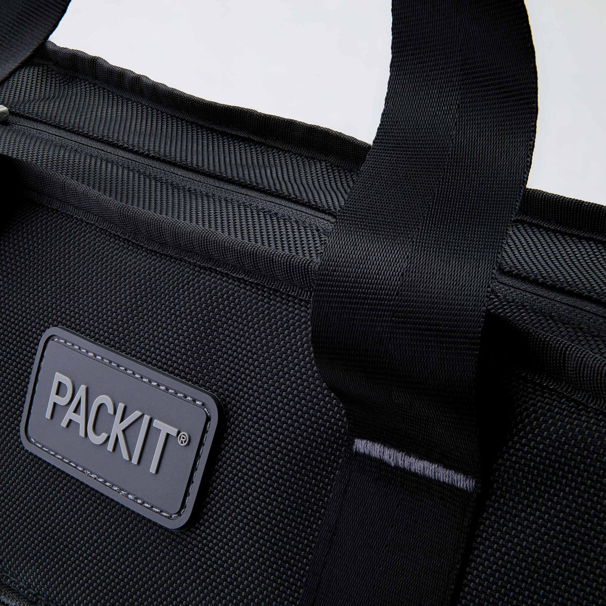 freezable-carry-tote-b7 freezable-carry-tote-black-gray-zoom-logo.jpg